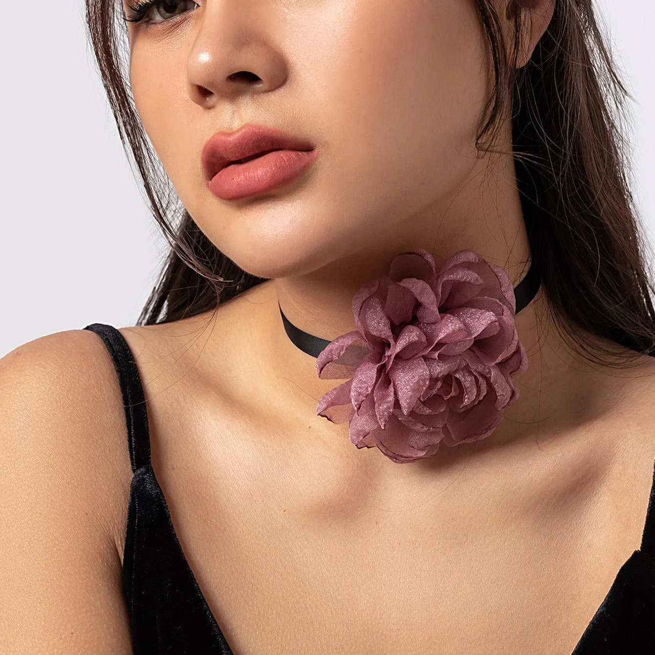 Exaggerated Goth Rose Flower Clavicle Chain Necklace