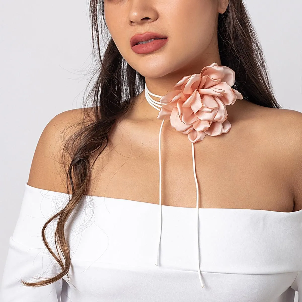 Exaggerated Goth Rose Flower Clavicle Chain Necklace