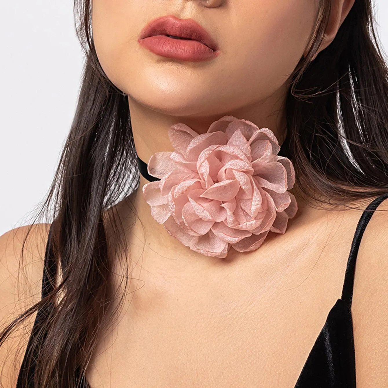 Exaggerated Goth Rose Flower Clavicle Chain Necklace