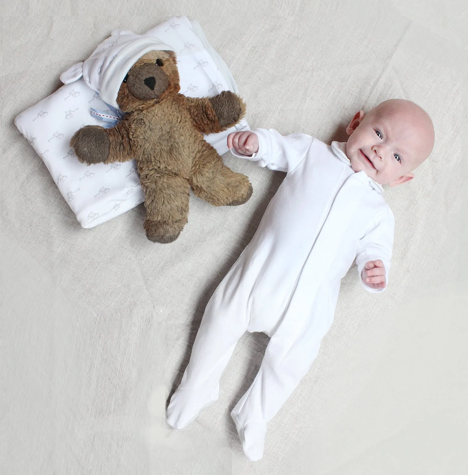 Unisex Mouse Babygrow Set